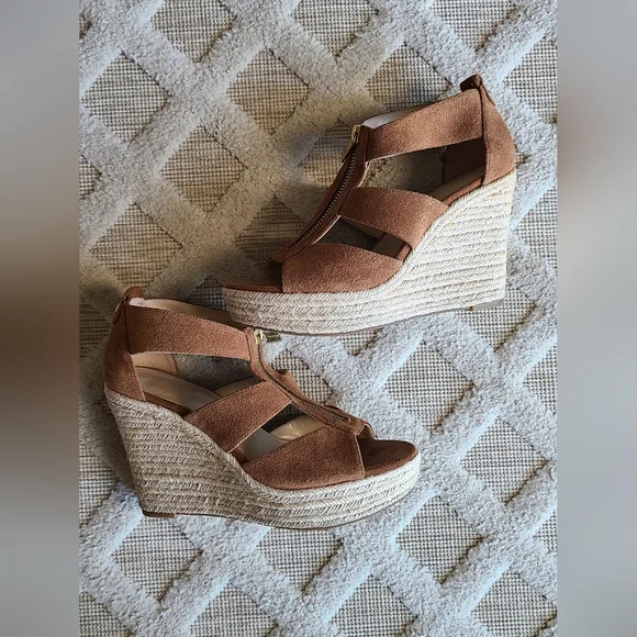 Michael Kors Tan Wedge Sandals - Picture 8 of 15